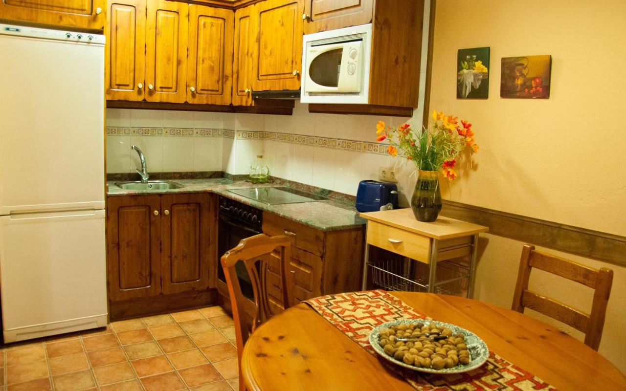 Sisquet Apartaments Ериявал Екстериор снимка
